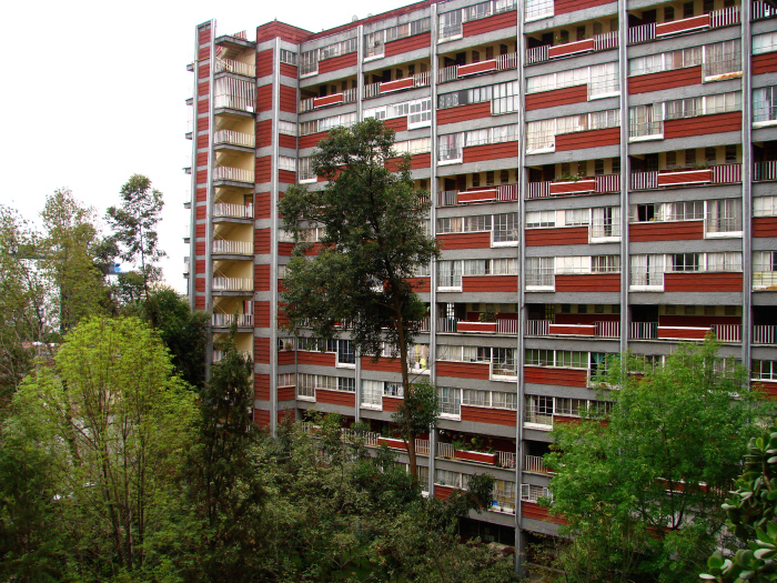 The Radiant City: Public Housing in Modern Mexico – The Metropole