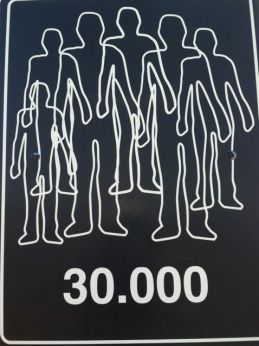 30,000.jpg