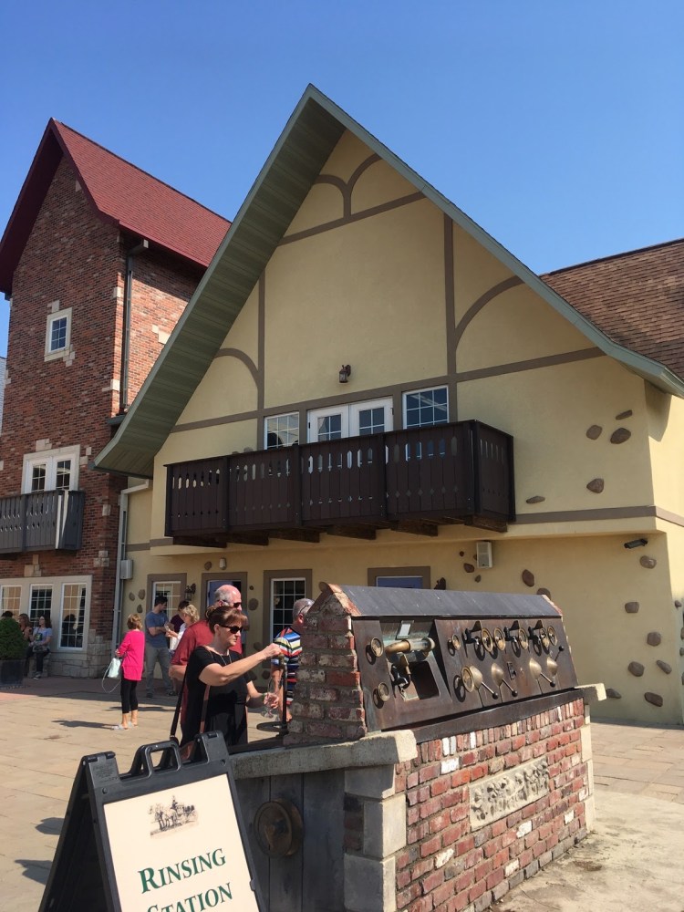 New Glarus Plaza.jpg