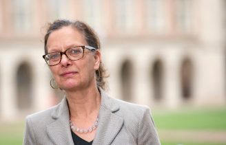 150402_jaa_margaret_garb_066-1800px-760x491