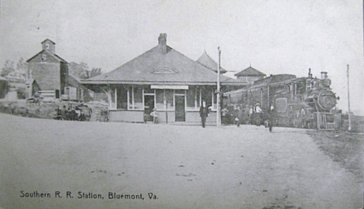 301 - BluemontRRStation - 920